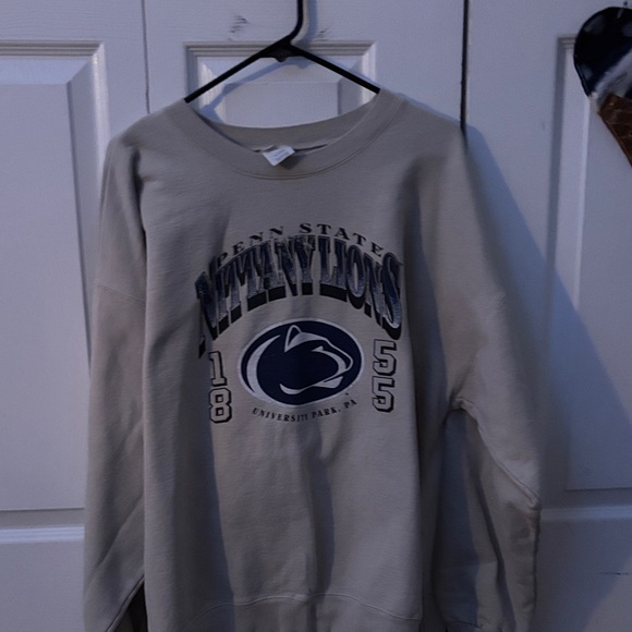 Hanes Other - Hanes Gray Crewneck Sweater